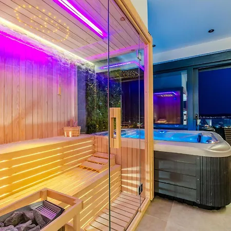 Luxurious In With Sauna Ferienhaus Zadar