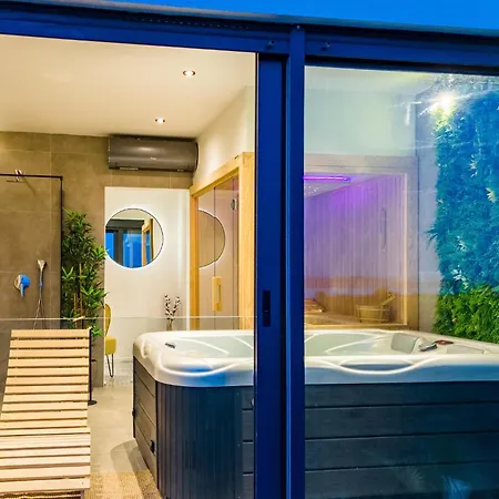 Ferienhaus Luxurious In With Sauna *