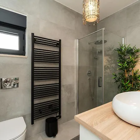 Luxurious In With Sauna Ferienhaus Zadar