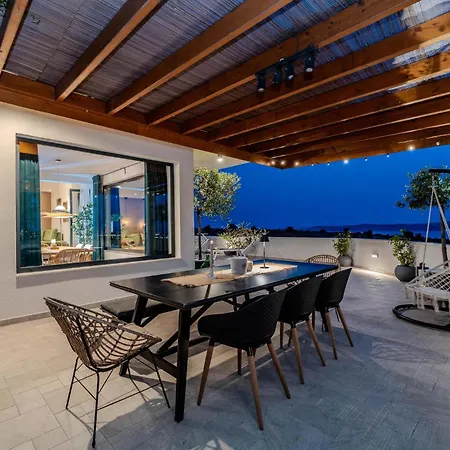 Beautiful In With Sauna