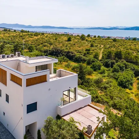 Ferienhaus Luxurious In With Sauna