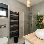 Beautiful In With Sauna Будинок відпочинку Задар