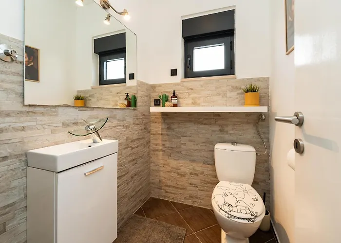 Beautiful In With Sauna Zadar