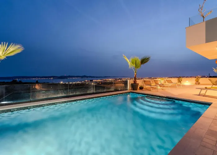 Beautiful In With Sauna Ferienhaus Zadar